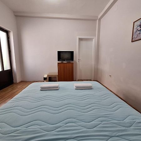 Studio Apartments Oleg Ohrid Luaran gambar