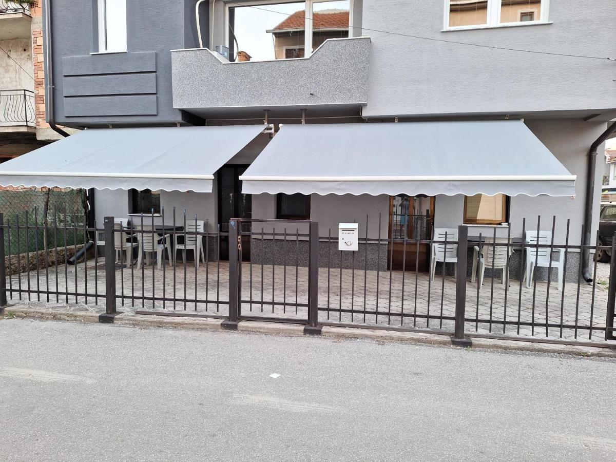 Studio Apartments Oleg Ohrid Luaran gambar