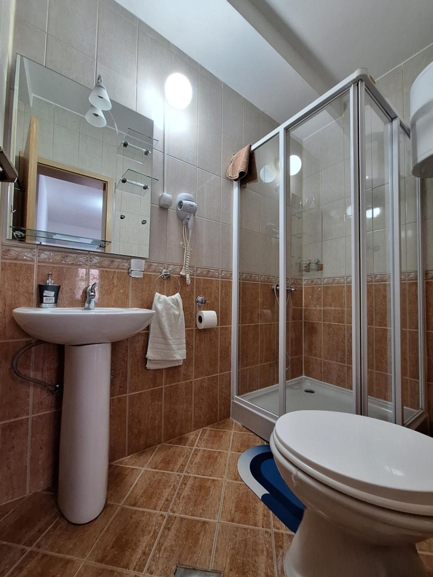 Studio Apartments Oleg Ohrid Luaran gambar