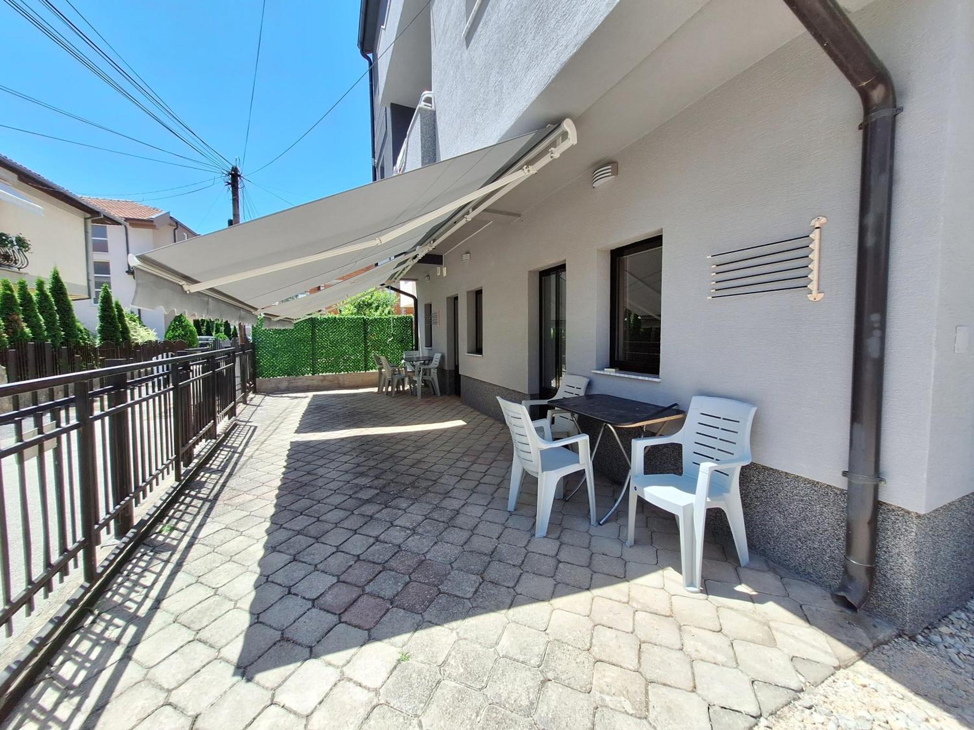 Studio Apartments Oleg Ohrid Luaran gambar